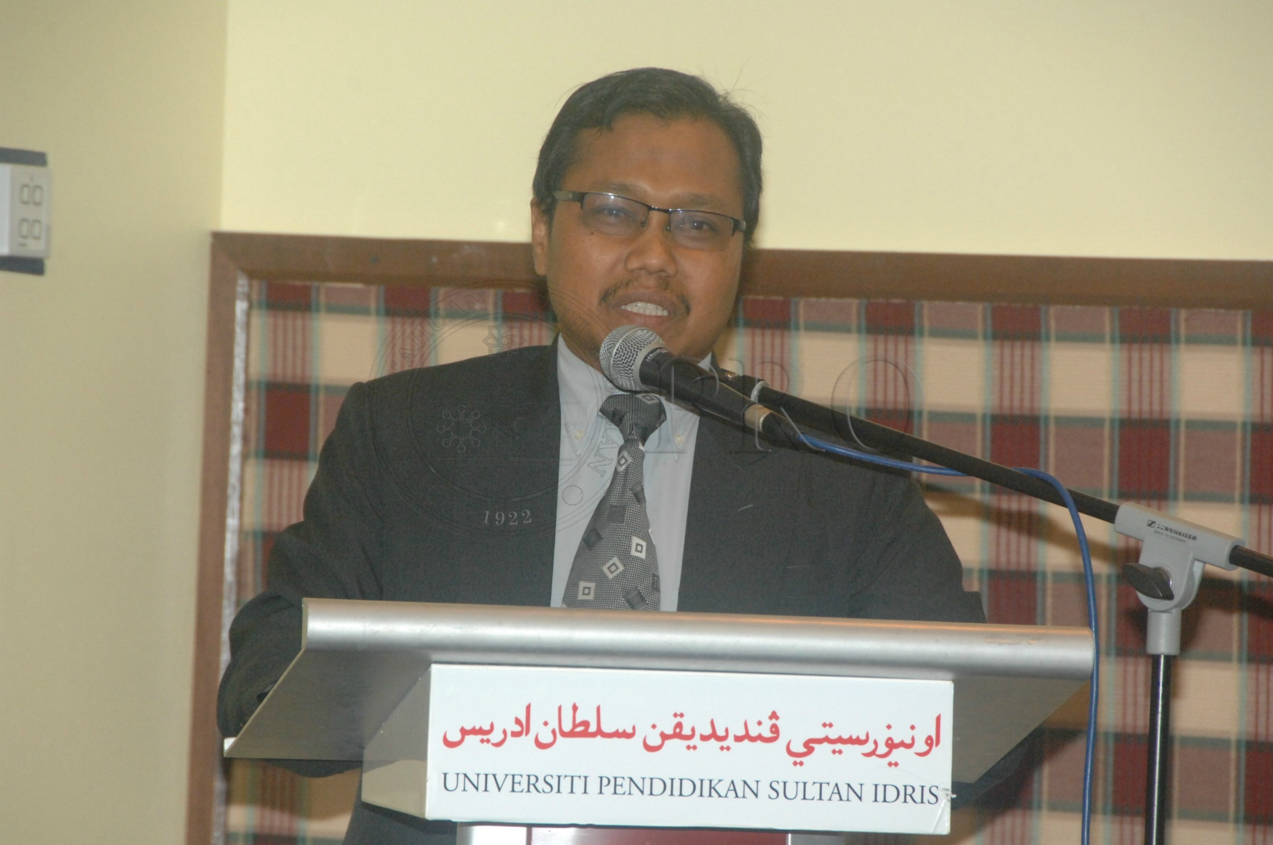 PRO 14 33 WACANA FBA 0183